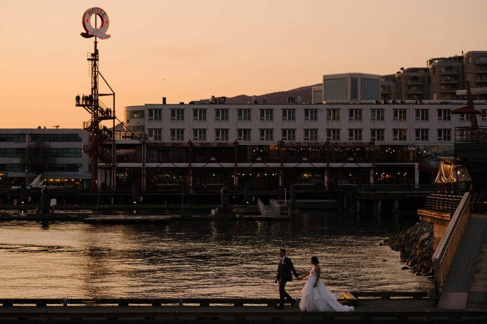 R & A's Pinnacle Summer Wedding